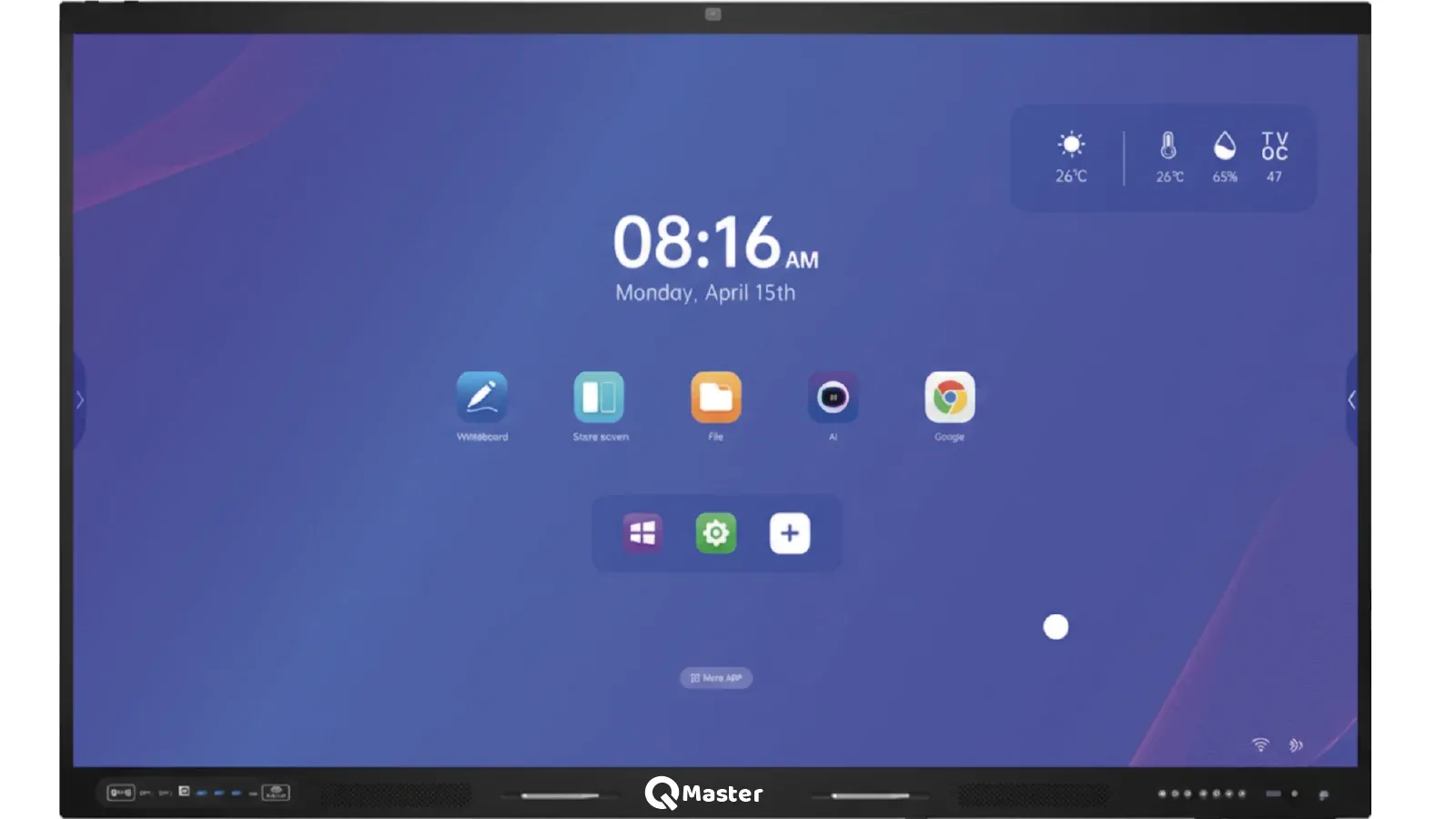Pantalla interactiva QMaster KR-AIO de frente, con bisel oscuro y la cámara integrada centrada arriba, encendida en su pantalla de inicio